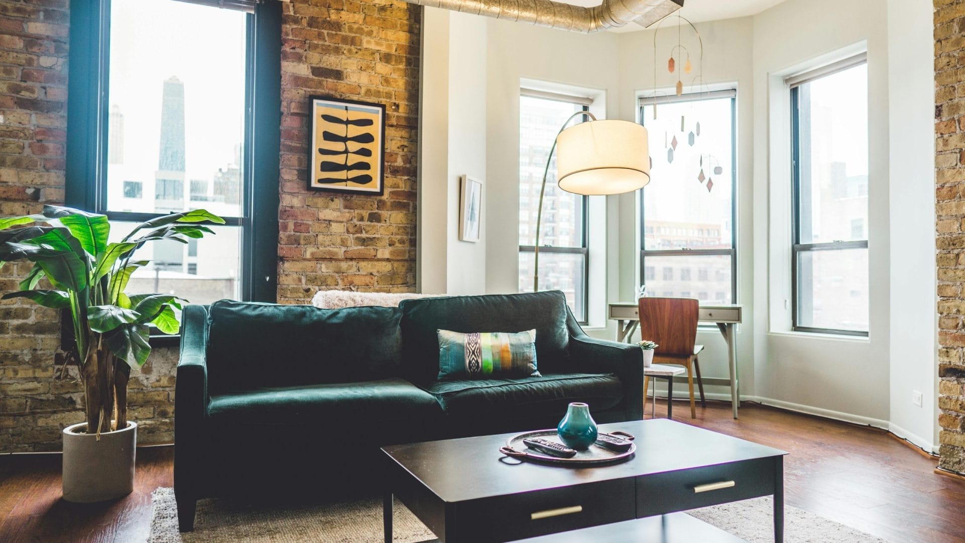 best mid-term apartment rentals in Hamilton